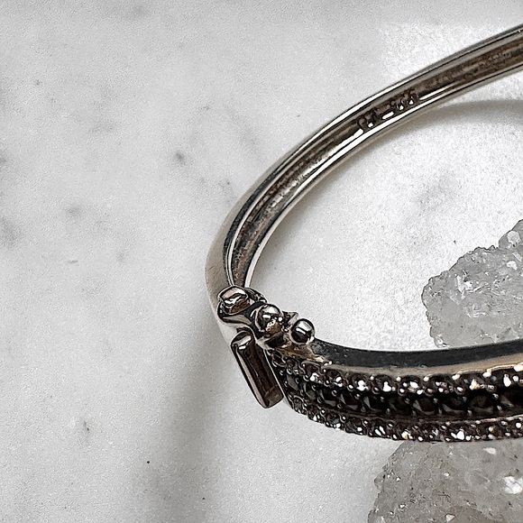 💕 Judith Jack Elegant Silver Bracelet - Picture 9 of 10